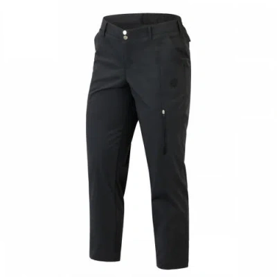 Uv Skinz Walking Capris In Black