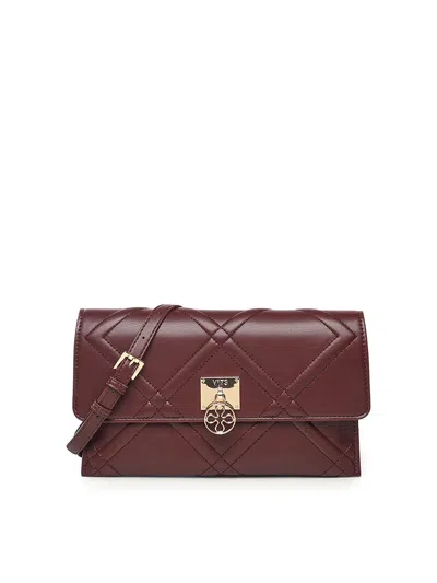 V73 Bridget Clutch In Red