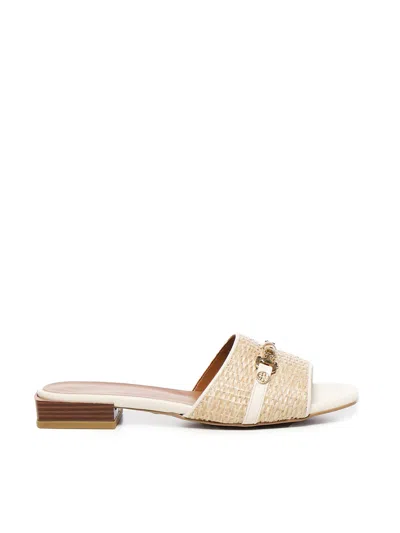 V73 Esther Flat Slipper In Sand