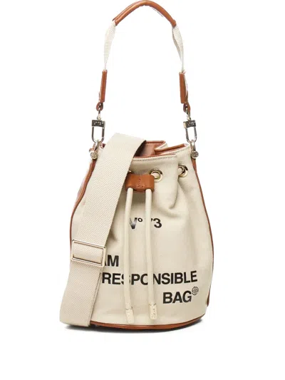 V73 Responsibility Bucket Bag In 中性色