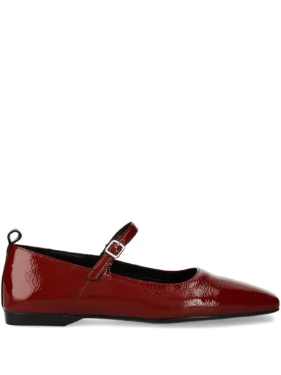 Vagabond Delia Patent Leather Ballet Flats In Brown