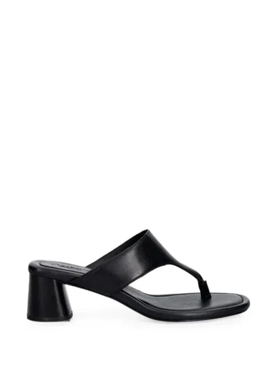 Vagabond Evie Leather Thong Sandals In Black