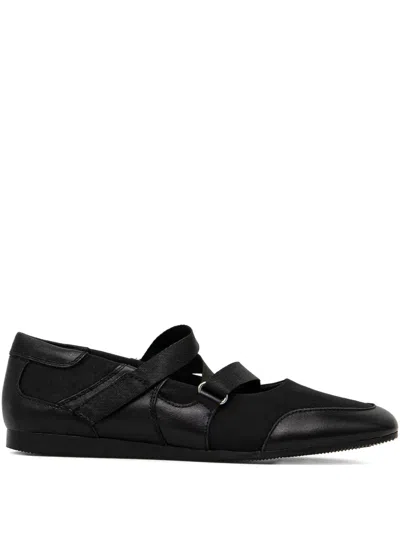 Vagabond Hillary Crossover-strap Ballet Flats In Black