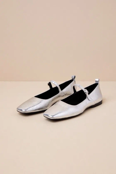 Vagabond Shoemakers Delia Silver Patent Leather Buckle Ballet Flats