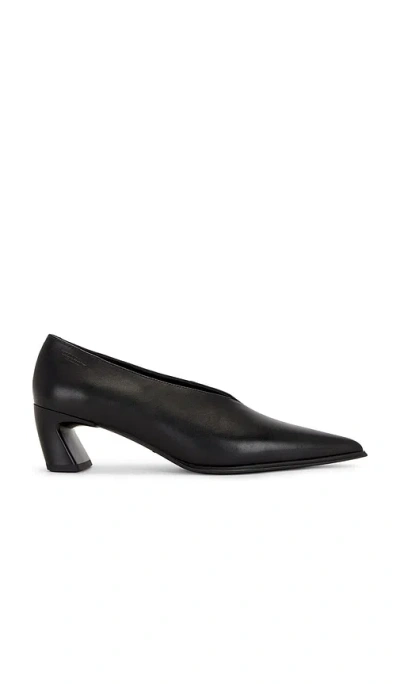 Vagabond Shoemakers Ilona Pump In Black