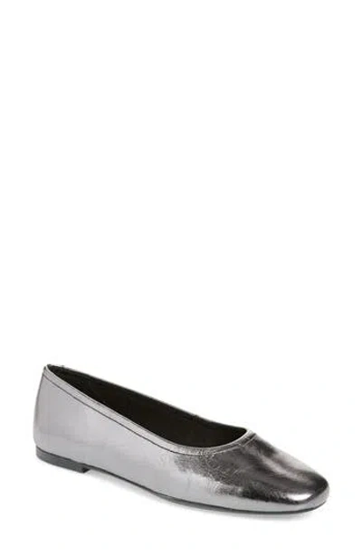 Vagabond Shoemakers Jolin Ballet Flat In Silver