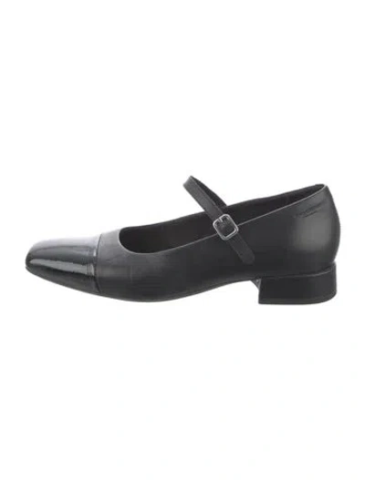 Pre-owned Vagabond Shoemakers Leather Pumps In Black