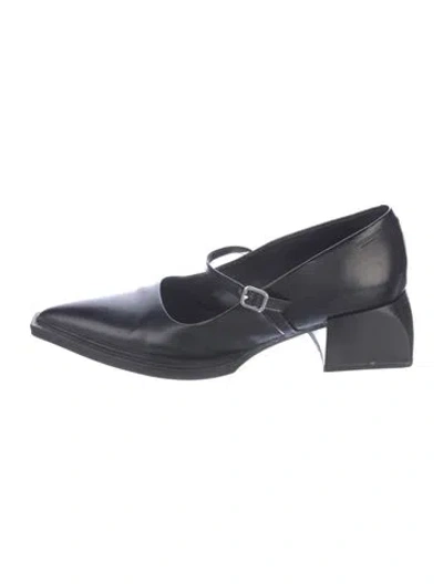 Pre-owned Vagabond Shoemakers Leather Pumps In Black