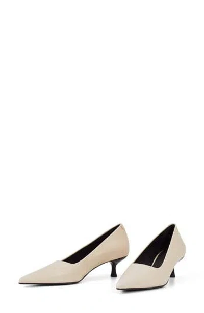 Vagabond Shoemakers Lykke Kitten Heel Pump