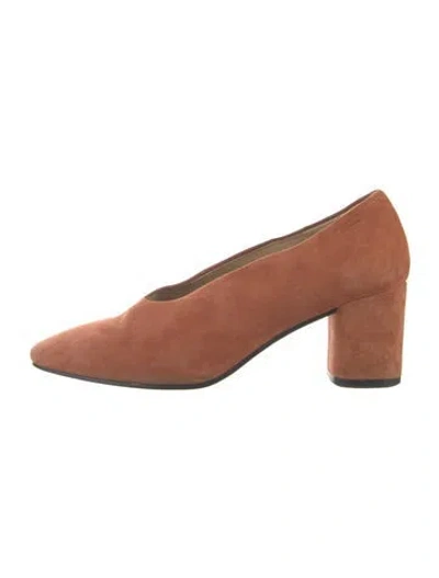 Pre-owned Vagabond Shoemakers Suede Pumps In Orange