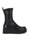 Vagabond Shoemakers Tara Boot In Black