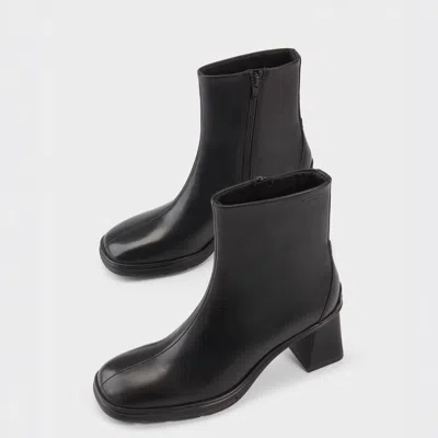 Vagabond Women's Black Leather