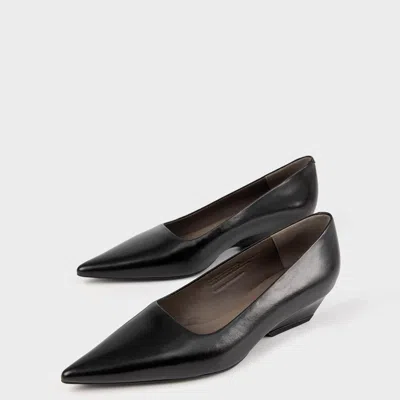 Vagabond Hermine Pointed-toe Leather Ballet Flats In Black