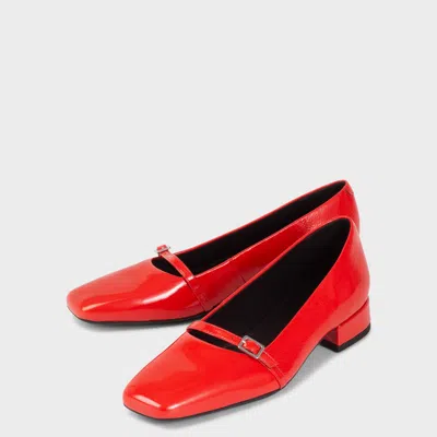 Vagabond 25mm Debbi Buckle-detail Pumps In Orange