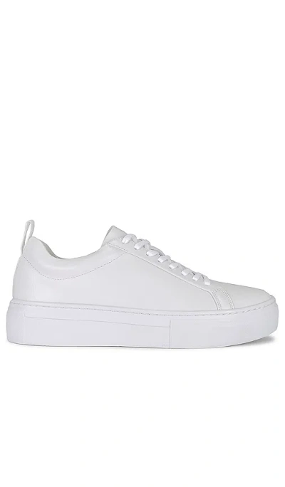 Vagabond Zoe Platform Sneaker In White