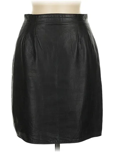 Pre-owned Vakko Leather Skirt In Black