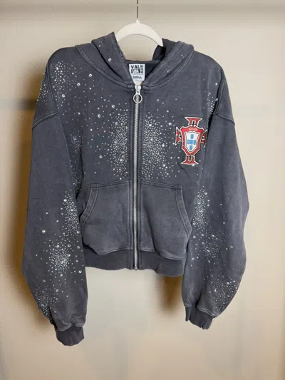 Pre-owned Vale Forever Pluto Custered Zip Up 'black'