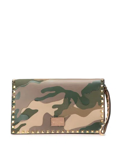 Pre-owned Valentino Garavani 2000-2017 Canvas And Nappa Camouflage Rockstud Wristlet Clutch Bag In Brown