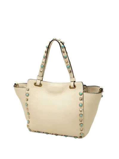 Pre-owned Valentino Garavani 2000-2017 Mini Grained Calfskin Rockstud Rolling Trapeze Satchel In White