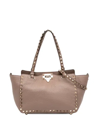 Pre-owned Valentino Garavani 2000-2026 Small Grained Calfskin Rockstud Trapeze Satchel In Brown
