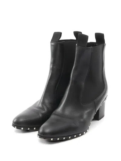 Pre-owned Valentino Garavani 2000s 38 Rockstud Leather Boots In Black