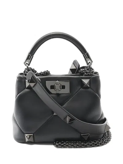 Pre-owned Valentino Garavani 10s Roman Studs Quilted Leather Tote Bag In Black