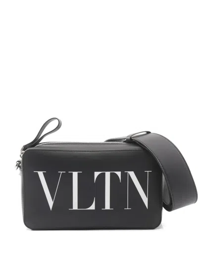 Pre-owned Valentino Garavani 2010s Vltn Shoulder Bag In Black