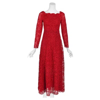 Pre-owned Valentino 2016 Red Floral Guipure Lace Long Sleeve Evening Gown, Size 4 Nwot