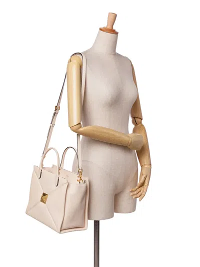 Pre-owned Valentino Garavani 2018-2024 Medium Leather One Stud Top Handle Bag Satchel