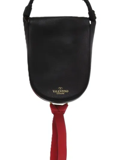 Pre-owned Valentino Garavani 2018-2025 Goatskin Vring Crossbody Bag In Black