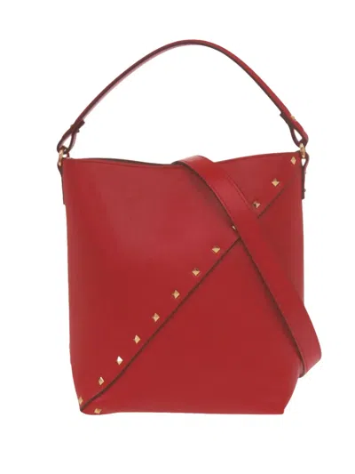 Pre-owned Valentino Garavani 2018-2026 Leather Rockstud Wispy Bucket Bag In Red