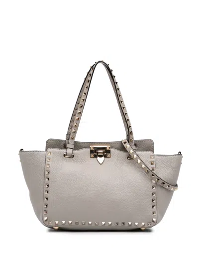 Pre-owned Valentino Garavani 2018-2026 Small Grained Calfskin Rockstud Trapeze Satchel In Gray