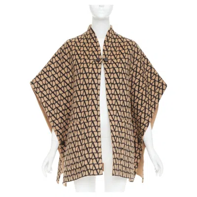 Pre-owned Valentino 2023 Runway Toile Iconographe Reversible Wool Cape Jacket It38 In Brown