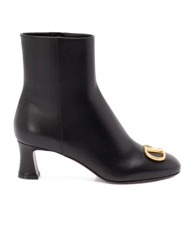 VALENTINO GARAVANI 60MM LOGO-PLAQUE LEATHER BOOTS