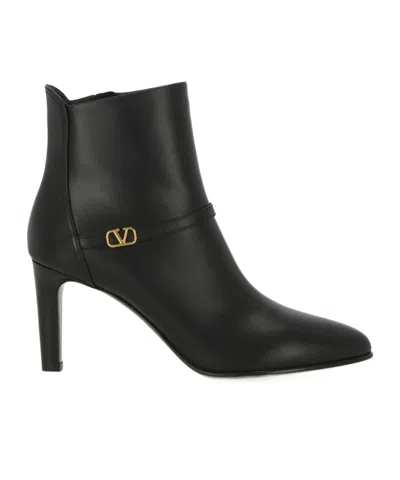 VALENTINO GARAVANI VALENTINO VLOGO PLAQUE POINTED TOE BOOTS