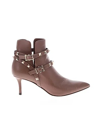 Pre-owned Valentino Garavani Ankle Boots In Tan