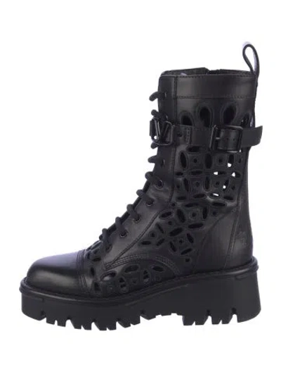 Pre-owned Valentino Garavani Atlier Leather Combat Boots In Black