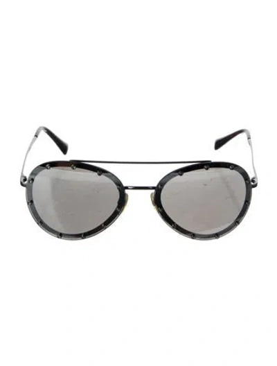 Pre-owned Valentino Aviator Tinted Sunglasses In Grey