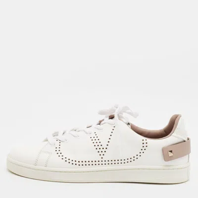 Pre-owned Valentino Garavani Backnet Size 39.5 White/purple Perforated Leather Lace Up Sneakers