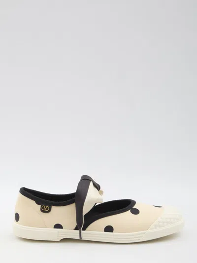 Valentino Garavani Bay By Bay Ballet Flats Sneakers In Beige