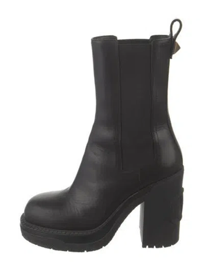 Pre-owned Valentino Garavani Beatle Chelsea Vlogo Chelsea Boots In Black