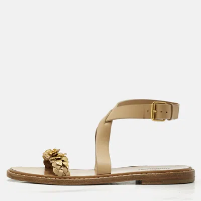 Pre-owned Valentino Garavani Beige Leather Metal Floral Embellished Flat Sandals Size 39