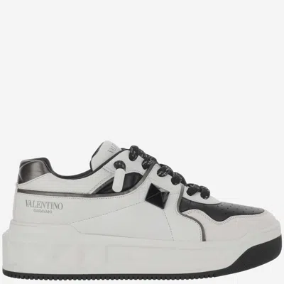 VALENTINO GARAVANI BEIGE ONE-STUD SNEAKERS