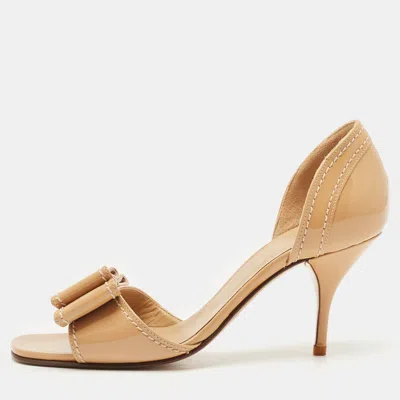Pre-owned Valentino Garavani Beige Patent Bow Embellished D'orsay Open Toe Pumps Size 35.5
