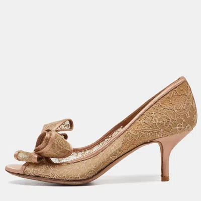 Pre-owned Valentino Garavani Beige Satin And Lace Bow Peep Toe Pumps Size 36