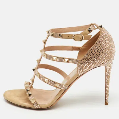 Pre-owned Valentino Garavani Beige Suede Crystal Embellished Rockstud Caged Sandals Size 40