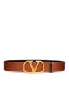 Valentino Garavani Reversible Vlogo Signature Belt In Polished Calfskin 40 Mm In Brown