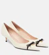 Valentino Garavani Bepointy 45 Bow-embellished Two-tone Leather Pumps In Ivory