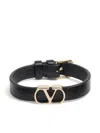 Valentino Garavani Vlogo Signature Grainy Calfskin Bracelet In Black