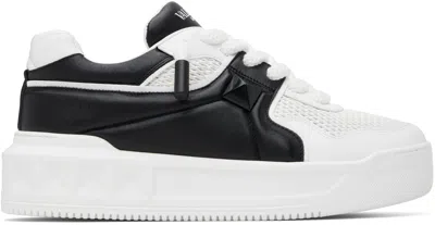 VALENTINO GARAVANI BLACK & WHITE ONE STUD XL NAPPA LEATHER SNEAKERS